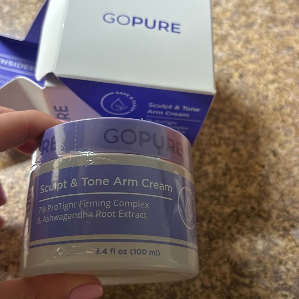 Go pure sculpt & tone arm cream brand new in box !
